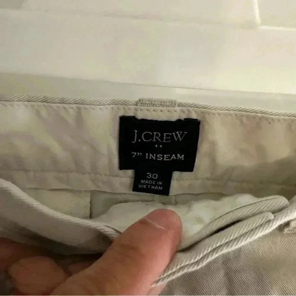 J. Crew Men’s Light Beige Chino Shorts Size 30 - Picture 3 of 3